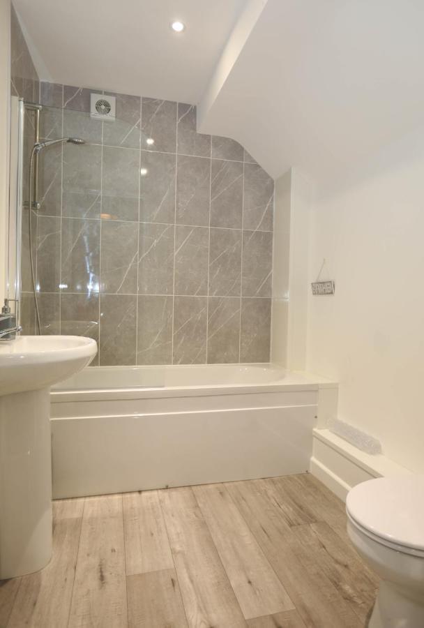 Exmouth - Apartment 2, Strand House - Modern 2 Bedroom Apartment, Perfect Location For Access To Beach & Town Centre - Sleeps 4 Guests - Hosted By Rentmyhouse Экстерьер фото